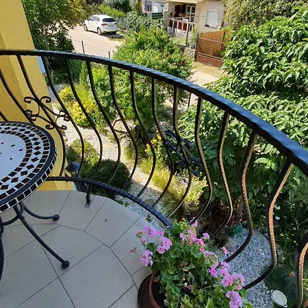 In - Balaton 20047 *