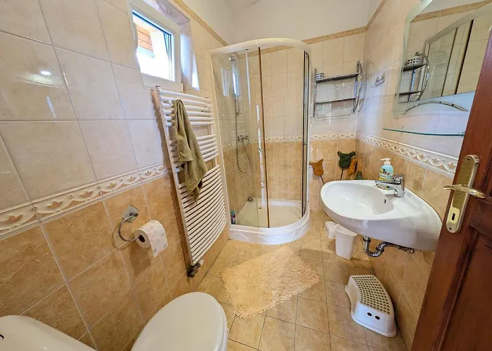 In - Balaton 20047 * Siófok